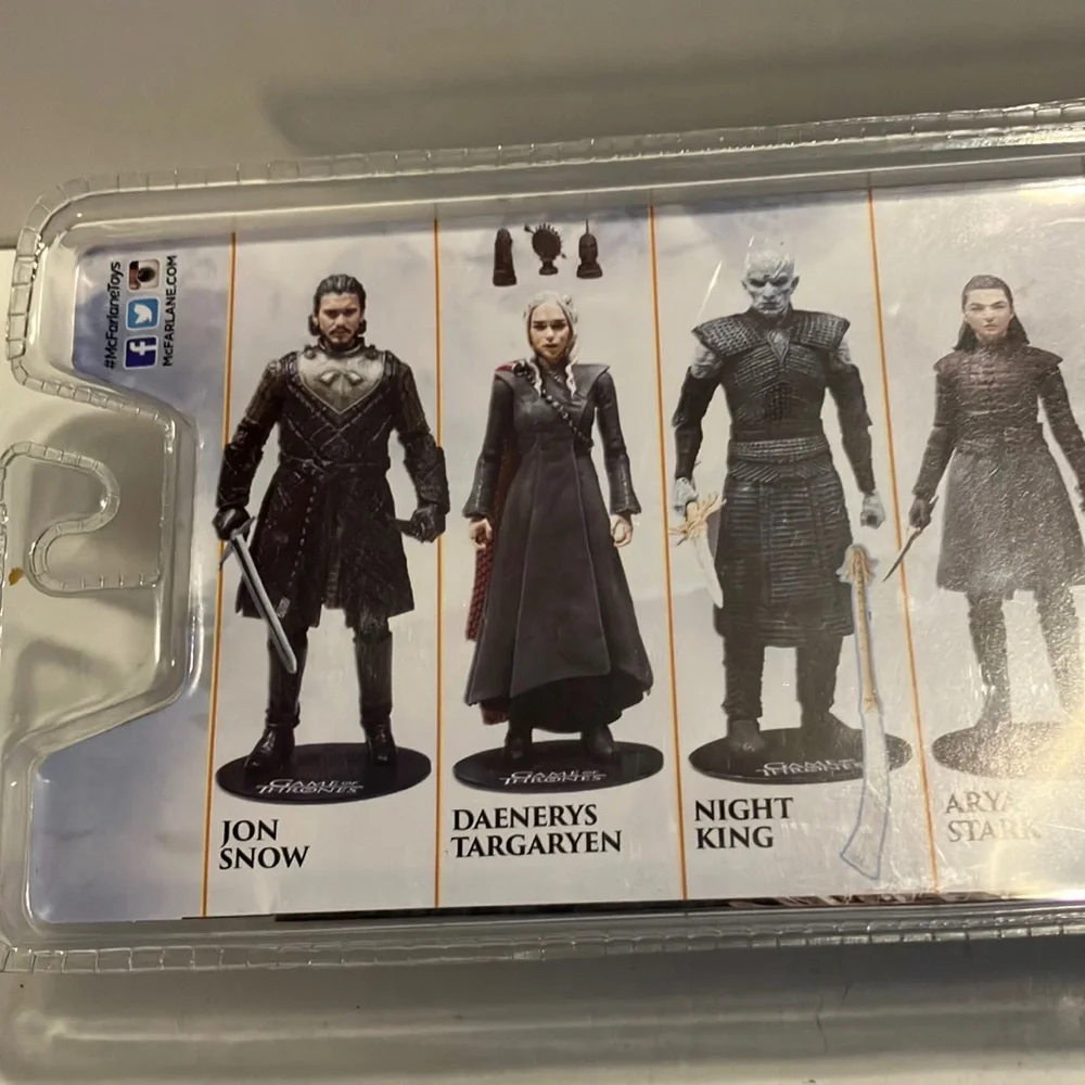 Game of Thrones Jon Snow Action Figure - Black‎ and Red